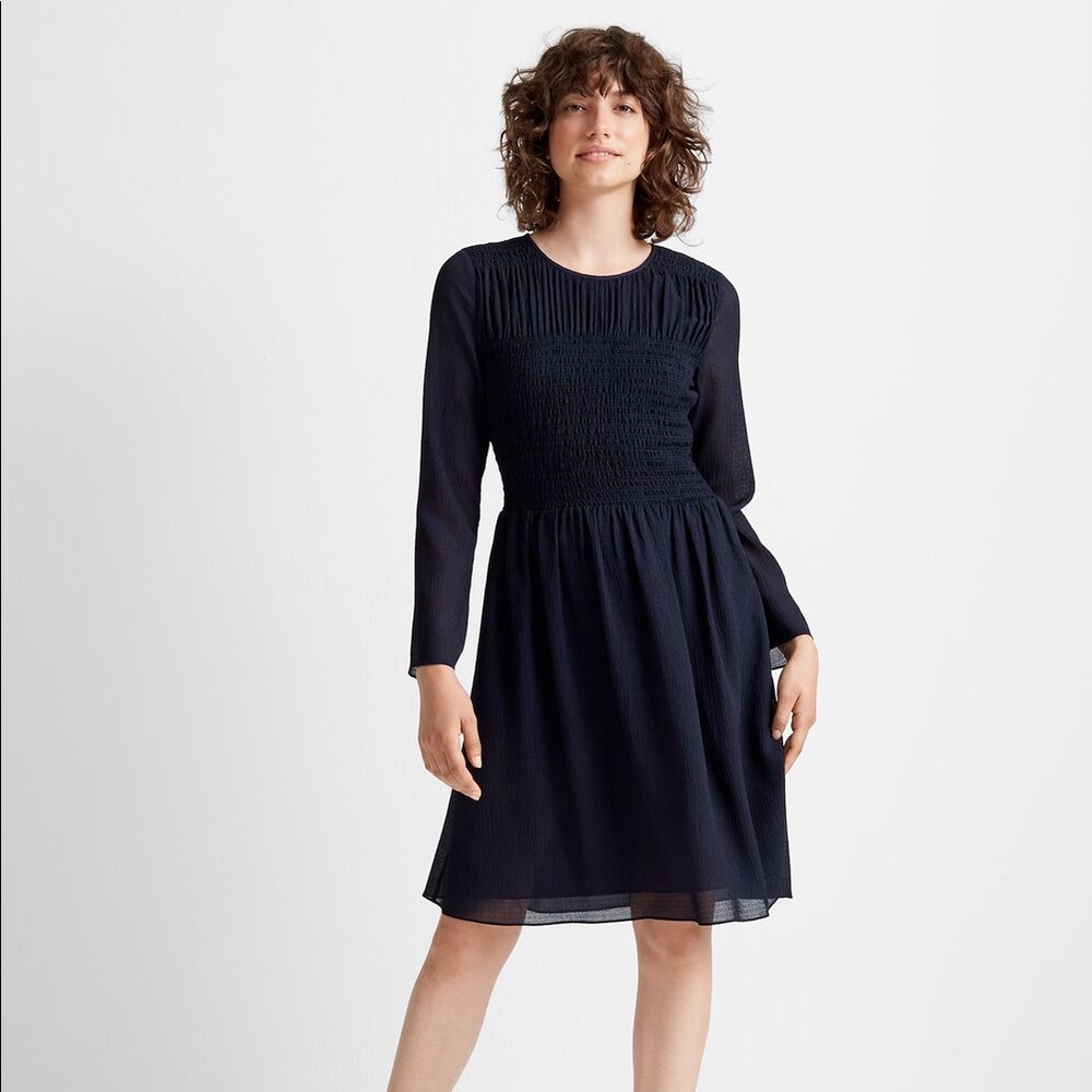 NWOT Club Monaco Smocked Long-Sleeve Dress in Navy Size 4
